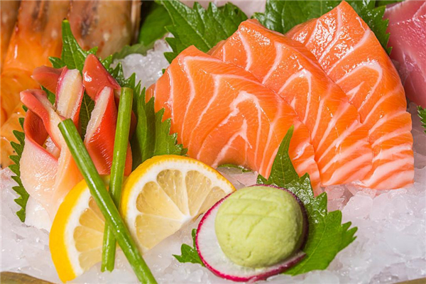 三文魚為什么加檸檬汁 起調(diào)味作用 三文魚為什么加檸檬汁 起調(diào)味作用