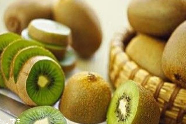 獼猴桃硬的好還是軟的好 硬的比較好 獼猴桃硬的好還是軟的好 硬的比較好