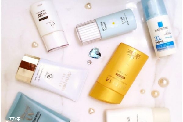 防曬霜保質(zhì)期一般多久 防曬霜開封保質(zhì)期 防曬霜保質(zhì)期一般多久 防曬霜開封保質(zhì)期