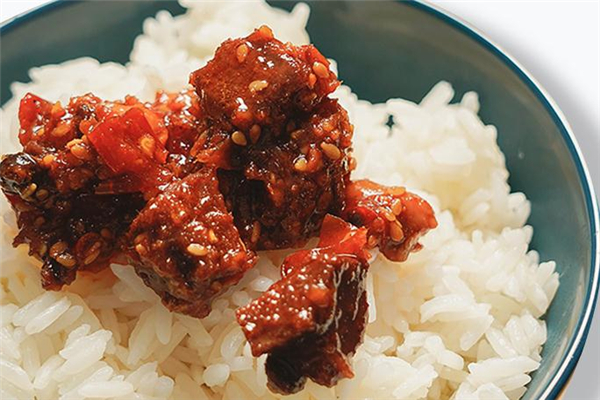 孕婦可以吃牛肉醬嗎 盡量少吃 孕婦可以吃牛肉醬嗎 盡量少吃