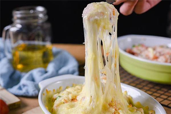 馬蘇里拉奶酪怎么拉絲 溫度很關(guān)鍵 馬蘇里拉奶酪怎么拉絲 溫度很關(guān)鍵