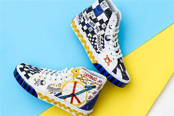 vans銀河系列多少錢 vans銀河涂鴉購(gòu)買方式 vans銀河系列多少錢 vans銀河涂鴉購(gòu)買方式
