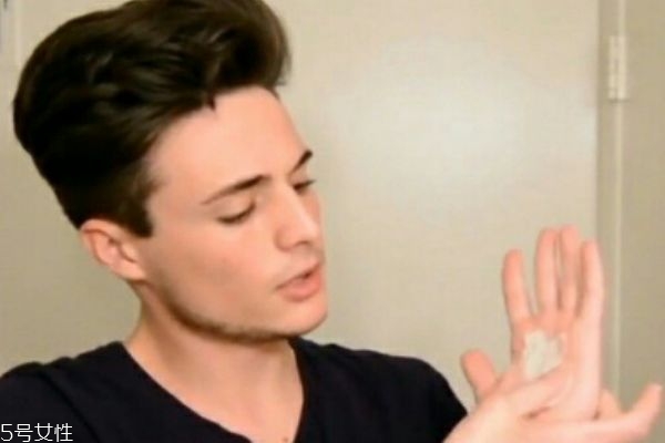 發(fā)油能帶上飛機(jī)嗎 發(fā)油可以帶上飛機(jī) 發(fā)油能帶上飛機(jī)嗎 發(fā)油可以帶上飛機(jī)