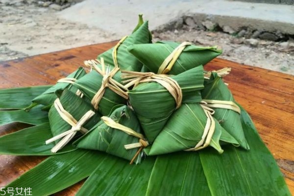 粽子的營養(yǎng)價(jià)值 粽子的食用禁忌 粽子的營養(yǎng)價(jià)值 粽子的食用禁忌