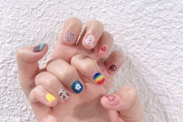 金泫雅同款美甲 泫雅美甲ins圖片 金泫雅同款美甲 泫雅美甲ins圖片