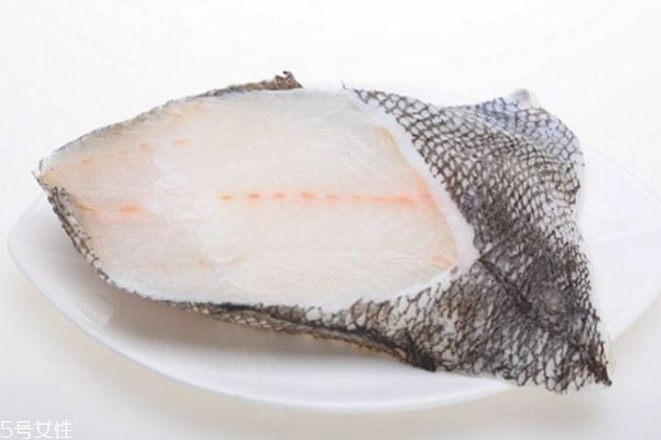 寶寶輔食什么時候添加 寶寶輔食鱈魚的做法 寶寶輔食什么時候添加 寶寶輔食鱈魚的做法