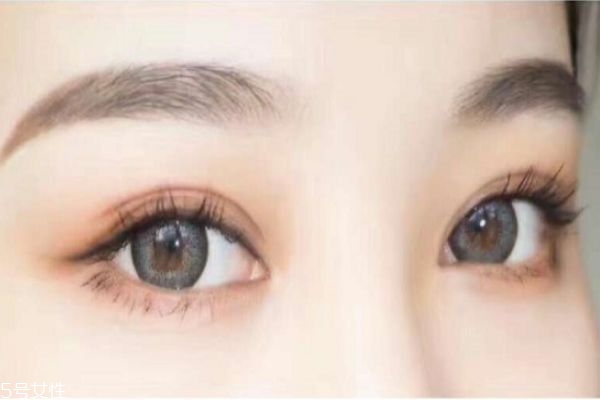 美瞳戴什么顏色好看 最流行的美瞳顏色 美瞳戴什么顏色好看 最流行的美瞳顏色