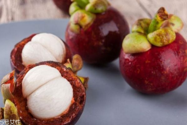 山竹有點(diǎn)黃能吃嗎 最好不要吃了 山竹有點(diǎn)黃能吃嗎 最好不要吃了