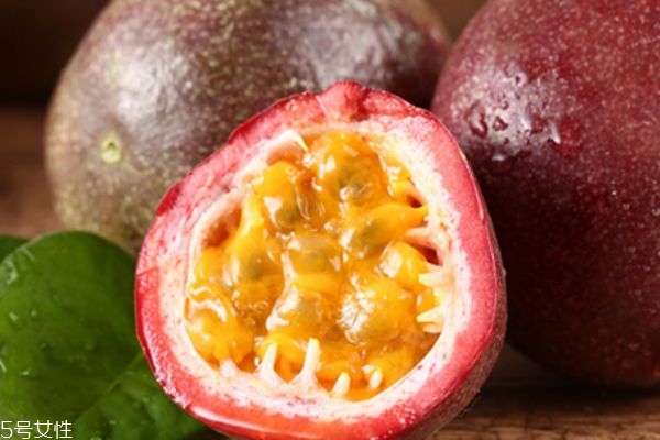 百香果放久了能吃嗎 百香果放多久不能吃 百香果放久了能吃嗎 百香果放多久不能吃