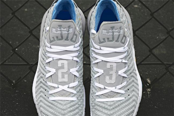 耐克lebron 16 mpls發(fā)售時間 詹16復(fù)古湖人配色 耐克lebron 16 mpls發(fā)售時間 詹16復(fù)古湖人配色