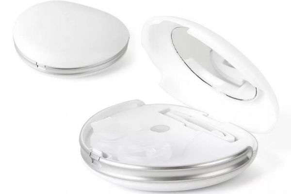 美瞳進(jìn)眼睛里怎么辦 美瞳跑進(jìn)眼睛里面這樣做 美瞳進(jìn)眼睛里怎么辦 美瞳跑進(jìn)眼睛里面這樣做