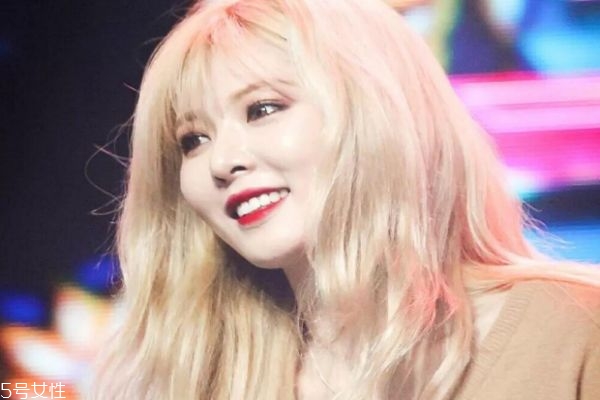 美瞳多久清洗一次 清洗美瞳有技巧 美瞳多久清洗一次 清洗美瞳有技巧