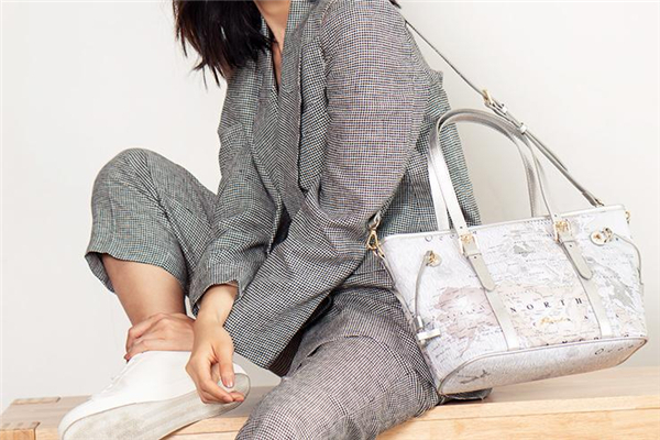 paprika地圖包多少錢 性價比超高 paprika地圖包多少錢 性價比超高