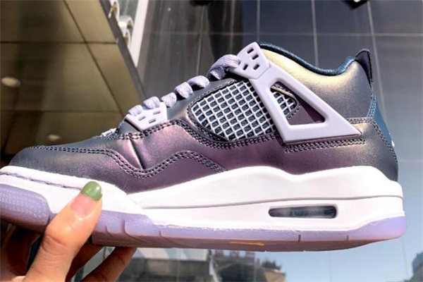 aj4變色龍?jiān)趺醋兩?爆款人氣配色 aj4變色龍?jiān)趺醋兩?爆款人氣配色