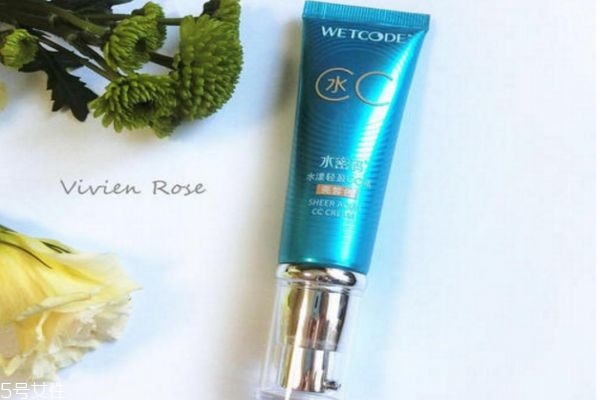水密碼cc霜的正確用法 水密碼cc霜使用步驟 水密碼cc霜的正確用法 水密碼cc霜使用步驟