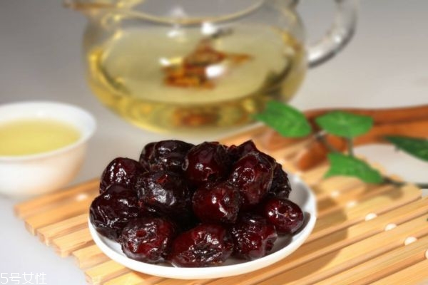 哪些人不適宜吃蜜棗 蜜棗什么人不能吃 哪些人不適宜吃蜜棗 蜜棗什么人不能吃