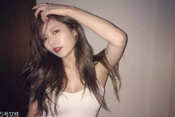 美瞳泡了1個(gè)月還能用嗎 最好不要再帶了 美瞳泡了1個(gè)月還能用嗎 最好不要再帶了