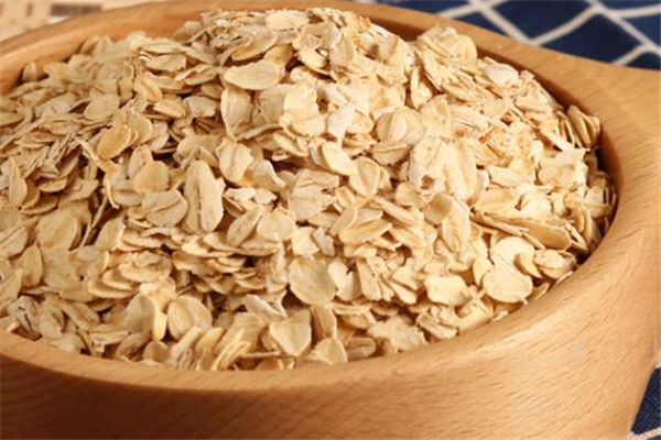 即食燕麥片的吃法 即食燕麥片怎么吃 即食燕麥片的吃法 即食燕麥片怎么吃