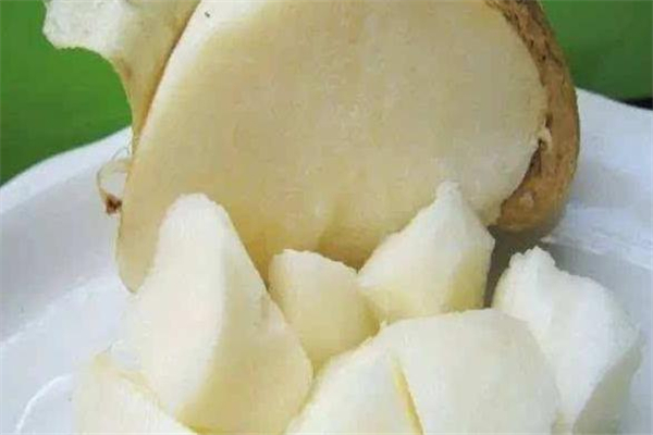 涼薯和西紅柿可以一起吃嗎 補(bǔ)充維生素c 涼薯和西紅柿可以一起吃嗎 補(bǔ)充維生素c