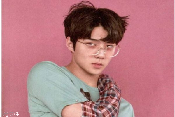 男生可以燙什么發(fā)型 男生流行燙發(fā) 男生可以燙什么發(fā)型 男生流行燙發(fā)