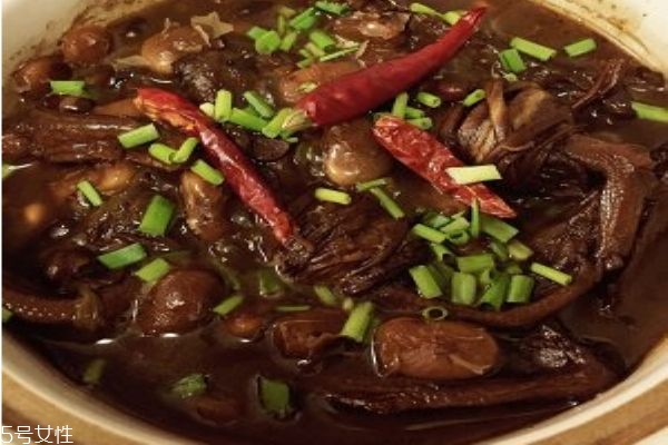 鴨腳包怎么吃 鴨腳包鍋?zhàn)械淖龇? alt=