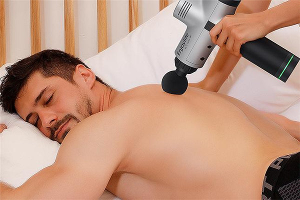 筋膜槍怎么用 筋膜槍的使用方法 筋膜槍怎么用 筋膜槍的使用方法