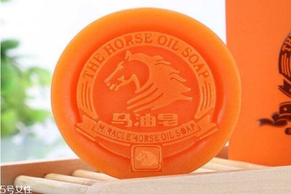馬油皂能天天用嗎 馬油皂多少錢(qián)一塊 馬油皂能天天用嗎 馬油皂多少錢(qián)一塊