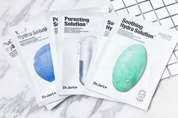 綠藥丸面膜敷完要洗嗎 綠藥丸面膜的功效 綠藥丸面膜敷完要洗嗎 綠藥丸面膜的功效