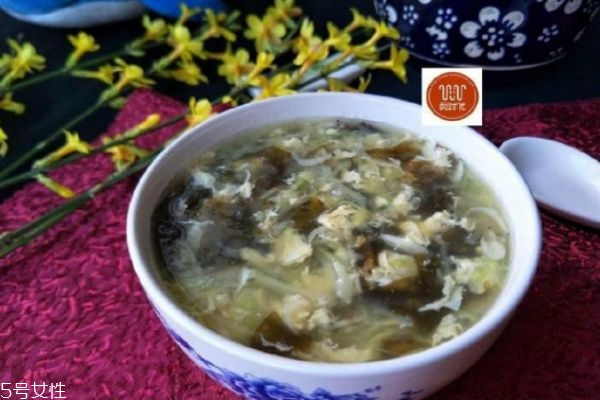 夏天喝什么湯最好 夏天燉湯食譜大全 夏天喝什么湯最好 夏天燉湯食譜大全