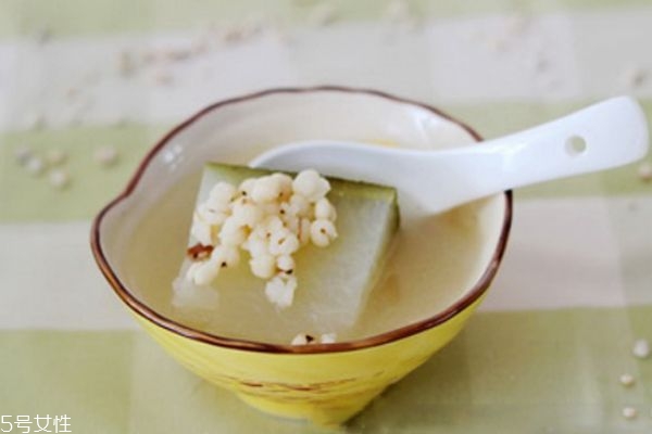 夏天喝什么湯最好 夏天燉湯食譜大全 夏天喝什么湯最好 夏天燉湯食譜大全