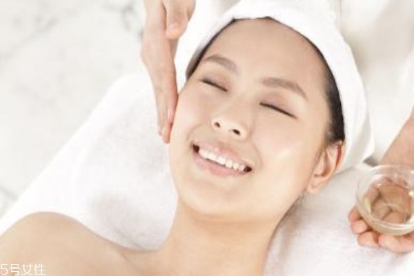 純露可以直接喝嗎 食品級的可以喝 純露可以直接喝嗎 食品級的可以喝