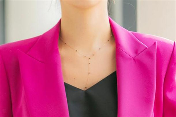 rosemont項(xiàng)鏈價(jià)格 韓劇女主都愛(ài)它 rosemont項(xiàng)鏈價(jià)格 韓劇女主都愛(ài)它