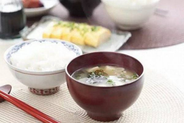 喝湯容易長(zhǎng)胖嗎 避免越喝越胖的誤區(qū)