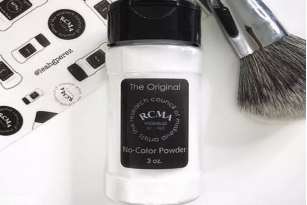 臉上脫妝浮粉怎么補救 脫妝和浮粉的區(qū)別 臉上脫妝浮粉怎么補救 脫妝和浮粉的區(qū)別