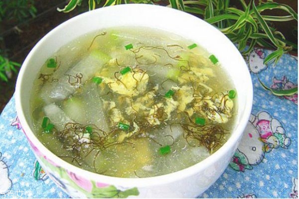 夏天適合喝什么湯 夏天什么湯好喝又簡單 夏天適合喝什么湯 夏天什么湯好喝又簡單