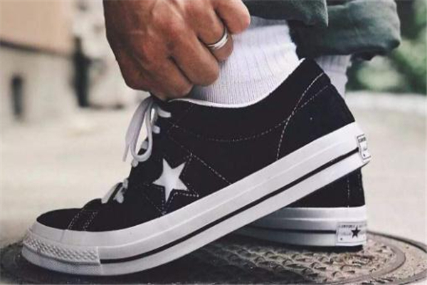 匡威one star偏大嗎 匡威one star尺碼表 匡威one star偏大嗎 匡威one star尺碼表