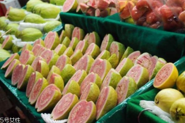 芭樂是軟的還是硬的 選芭樂的技巧 芭樂是軟的還是硬的 選芭樂的技巧