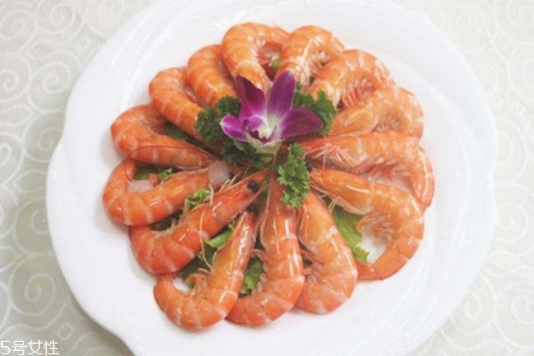 基圍蝦和大明蝦的區(qū)別 明蝦是海蝦還是河蝦 基圍蝦和大明蝦的區(qū)別 明蝦是海蝦還是河蝦