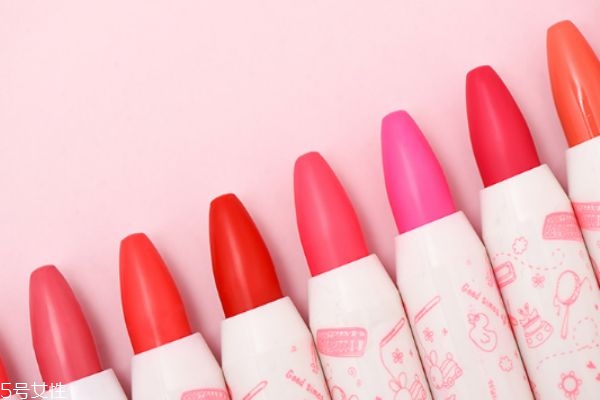 ukiss悠珂思口紅多少錢 ukiss悠珂思口紅價(jià)格 ukiss悠珂思口紅多少錢 ukiss悠珂思口紅價(jià)格