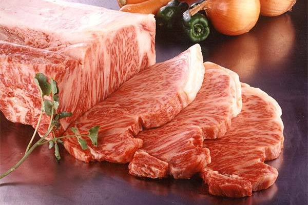 牛肉可以和菠菜一起吃嗎 牛肉營養(yǎng)價(jià)值