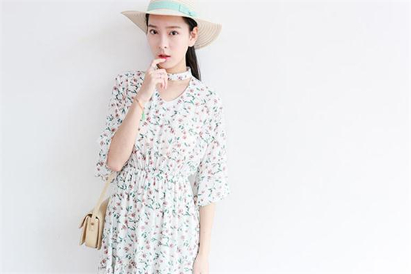 春季輕熟風(fēng)穿搭 輕熟風(fēng)女裝搭配指南 春季輕熟風(fēng)穿搭 輕熟風(fēng)女裝搭配指南