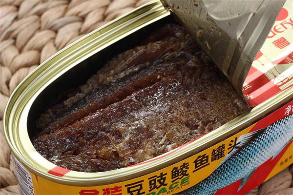 豆豉鯪魚罐頭怎么吃 豆豉鯪魚罐頭的吃法 豆豉鯪魚罐頭怎么吃 豆豉鯪魚罐頭的吃法