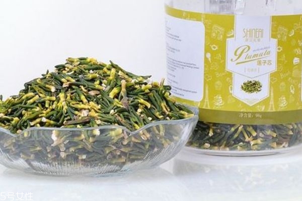 蓮子心泡水能長期喝嗎 喝蓮子心泡水的注意事項(xiàng) 蓮子心泡水能長期喝嗎 喝蓮子心泡水的注意事項(xiàng)