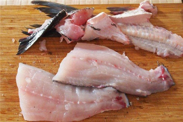 鳙魚是什么魚 營養(yǎng)美味食材 鳙魚是什么魚 營養(yǎng)美味食材