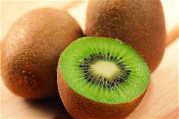 獼猴桃可以煮著吃嗎 獼猴桃食用方法 獼猴桃可以煮著吃嗎 獼猴桃食用方法
