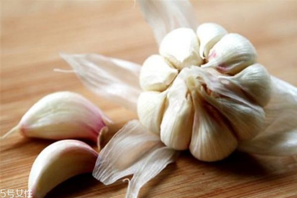 大蒜祛斑有效嗎 大蒜祛斑的方法 大蒜祛斑有效嗎 大蒜祛斑的方法
