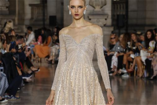 georges hobeika價(jià)位 喬治斯荷拜卡禮服價(jià)格 georges hobeika價(jià)位 喬治斯荷拜卡禮服價(jià)格