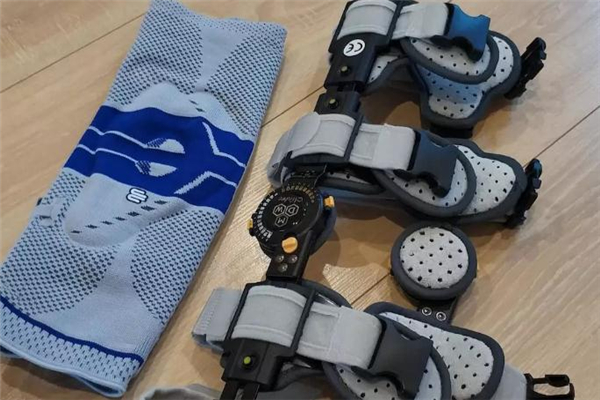 鮑爾芬護膝有用嗎 鮑爾芬護膝測評 鮑爾芬護膝有用嗎 鮑爾芬護膝測評