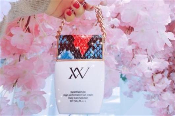 vn鉑金包防曬霜多少錢 韓國vn防曬霜價(jià)格 vn鉑金包防曬霜多少錢 韓國vn防曬霜價(jià)格