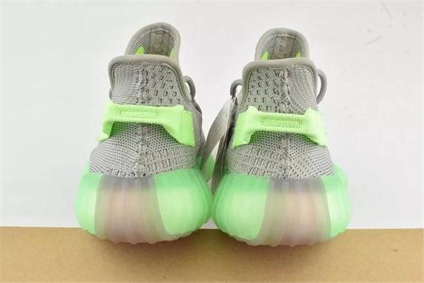 yeezy 350 true form lime實(shí)物諜照 椰子灰綠配色 yeezy 350 true form lime實(shí)物諜照 椰子灰綠配色